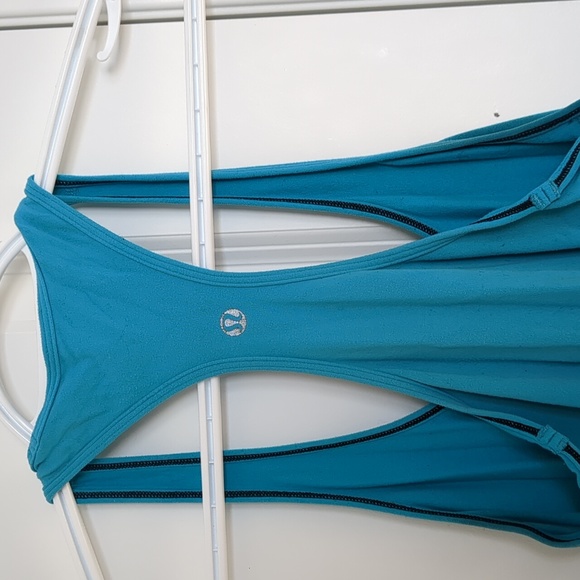 Bright Blue Lulu Lemon Racer back tank - Picture 4 of 5